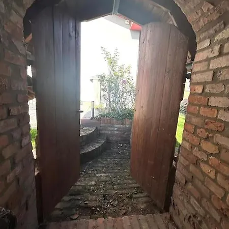 Pri X Bionic Sphere Samorin S Vinnou Pivnicou *